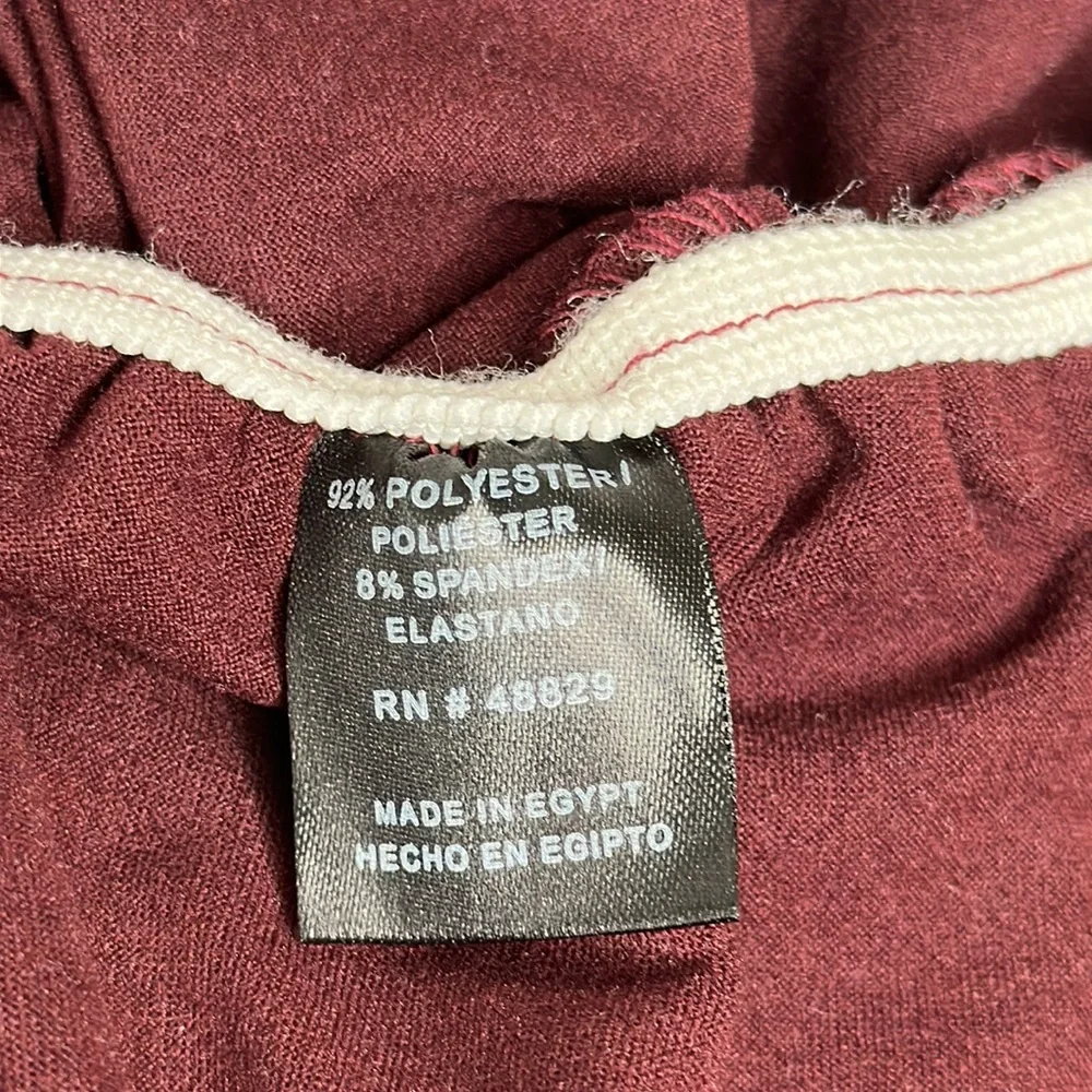 🆕NWOT Rouge Collection Plus Burgundy Cold Shoulder Turtle Neck Top, - Picture 7 of 7